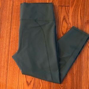 Fabletics High-Waisted Solid Powerhold 7/8